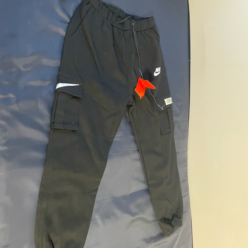 Black Nike Cargo Joggers